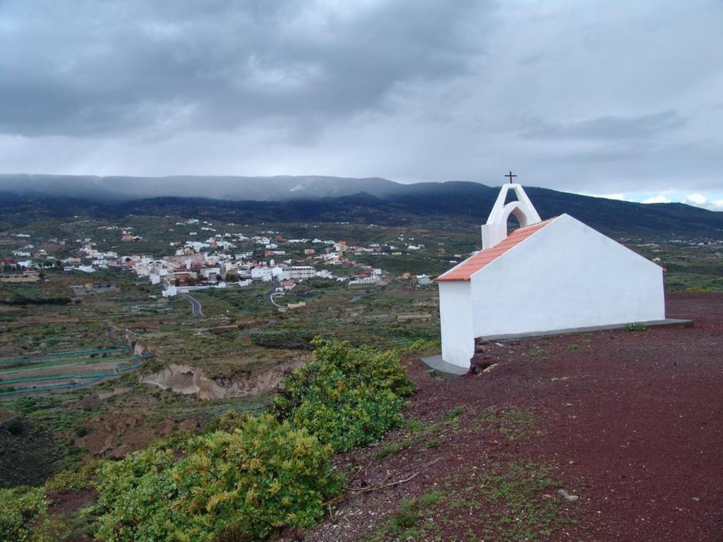 Casa Laura Y Pancho Fasnia